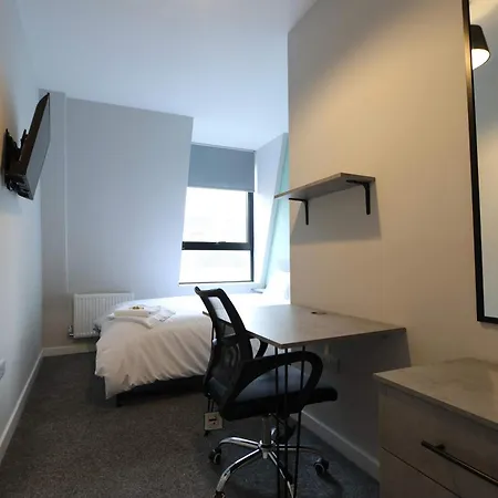 Apartament Four Bedroom Flat In The Centre *