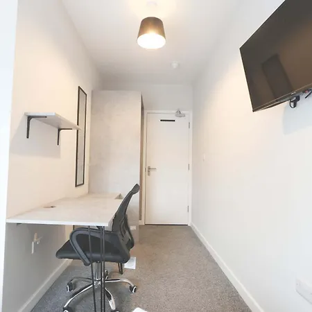 Four Bedroom Flat In The Centre Apartament *