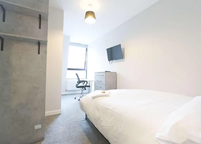 Apartament Four Bedroom Flat In The Centre